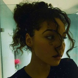 Meet your Posher, Ciela